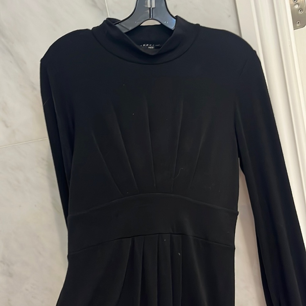 Theory LBD!  Smoking Hot!